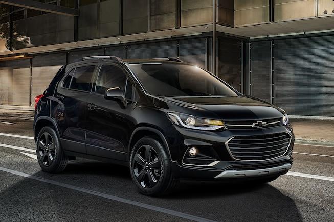 Los detalles exteriores e interiores del Chevrolet Trax color negro han sido creados para que descubra la ciudad
