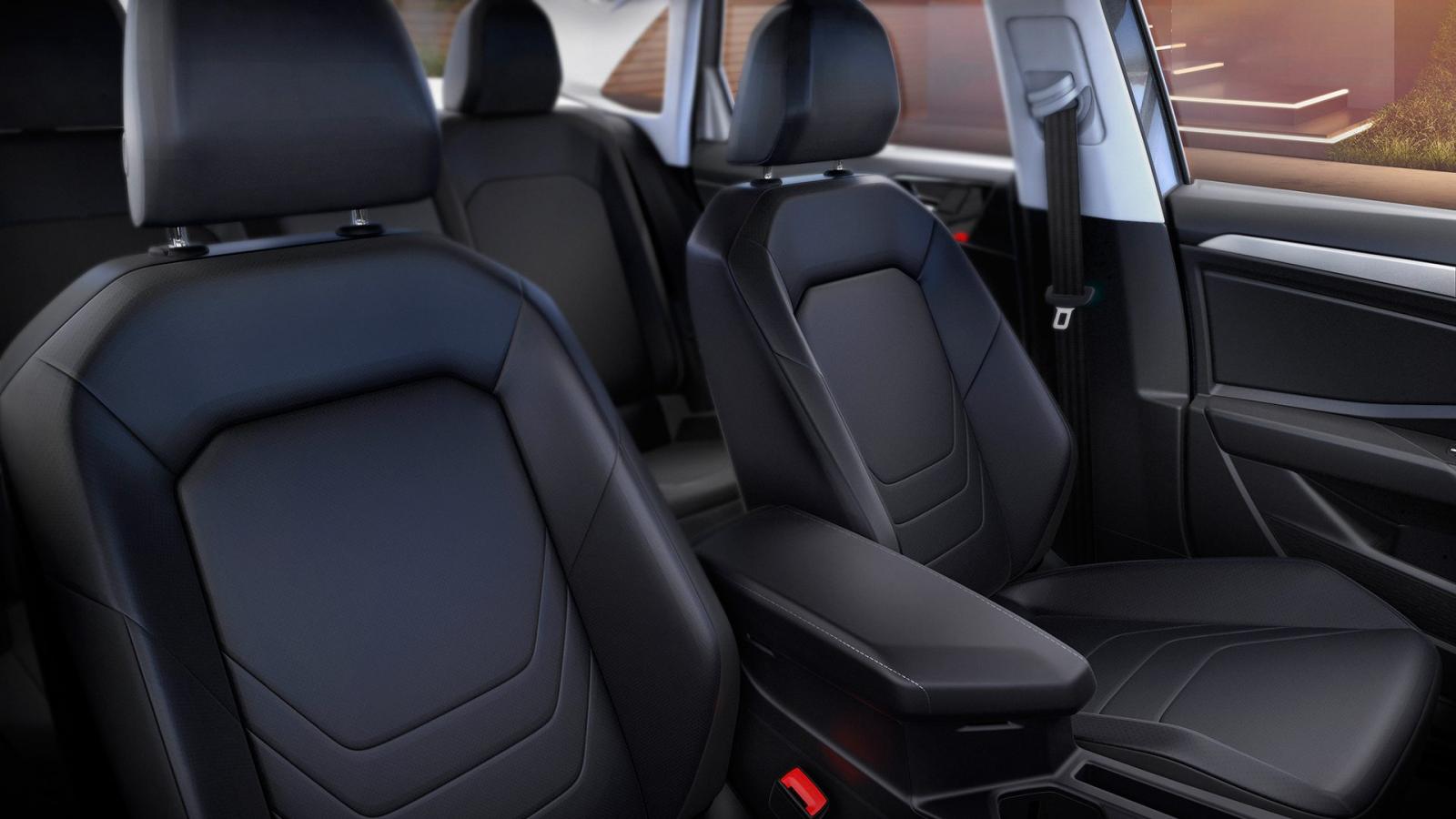 Ambos vehículos garantizan confort durante los trayectos