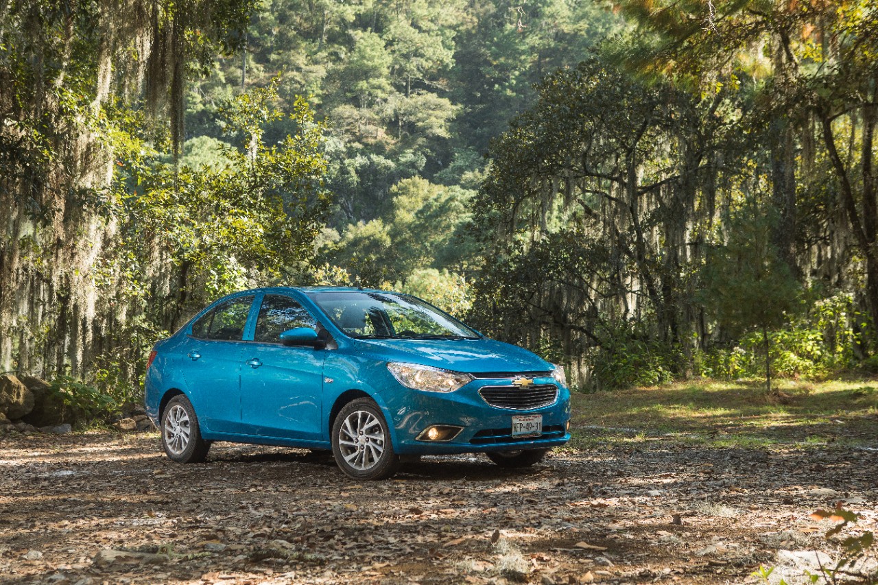 Comparativa: Chevrolet Aveo LTZ TA 2019 vs Dodge Attitude SXT TA 2019