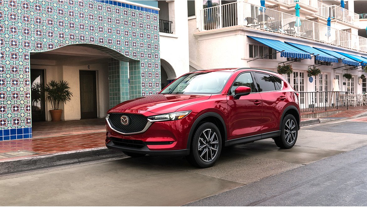 Comparativa: Mazda CX-5 Signature 2WD 2019 vs Peugeot 3008 GT Line 2019