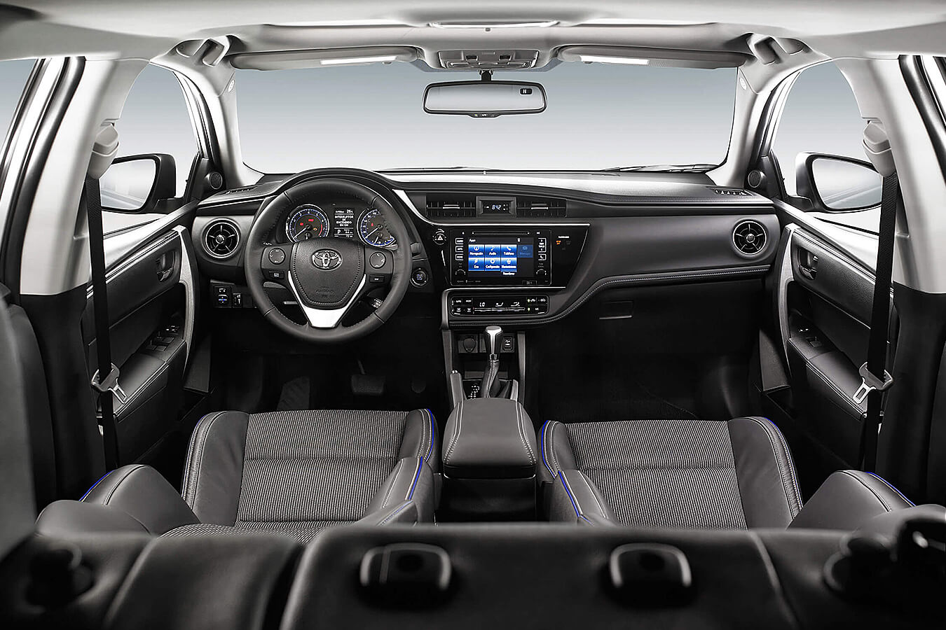 Una de las ventajas del Toyota Corolla SE Plus CVT 2019 es su gran espacio en el habitáculo