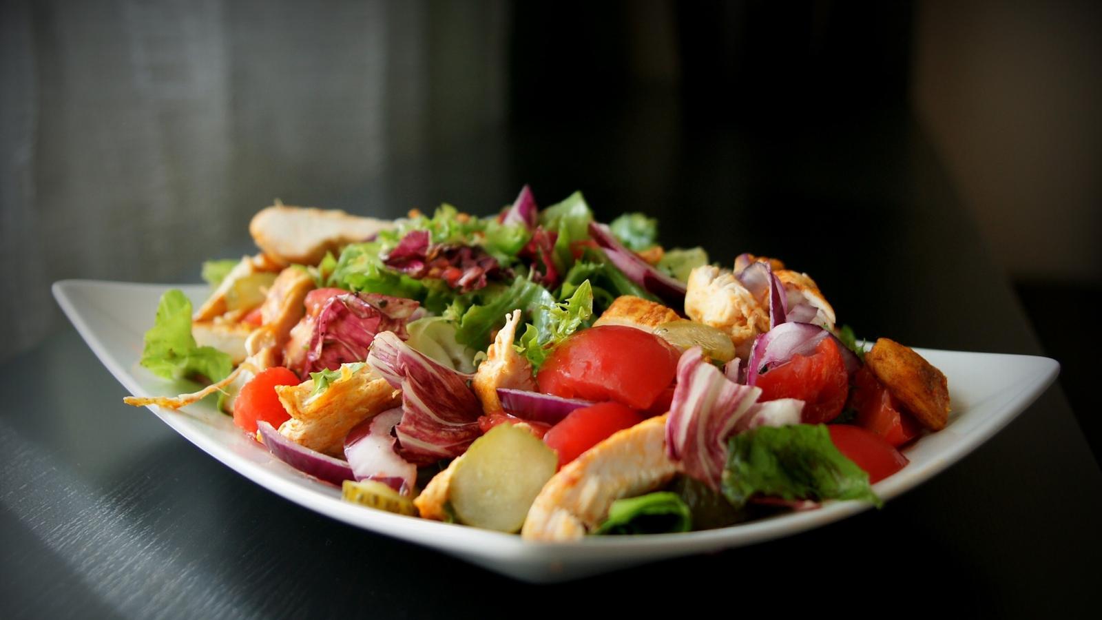 Alimentos que debes evitar si vas a viajar en auto