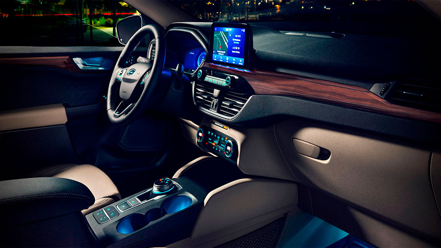 El interior de Ford Escape precio mexico es amplio y confortable