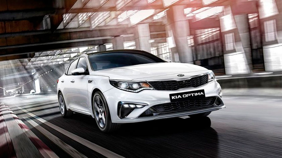 El kia optima precio mexico es un sedán mediano con grandes virtudes