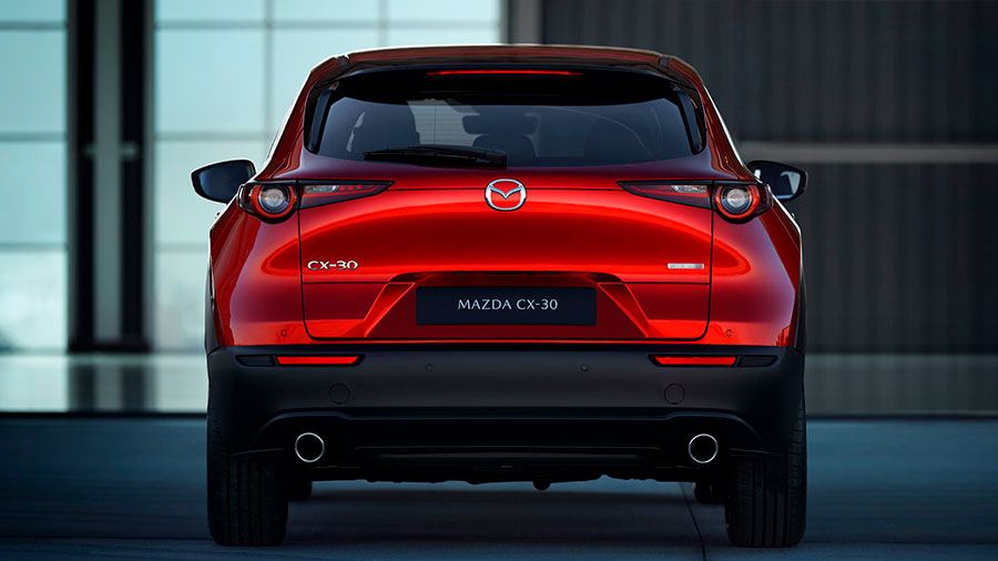 Esta camioneta se puede adquirir en solo 2 versiones Esta camioneta solo se vende en 2 versiones