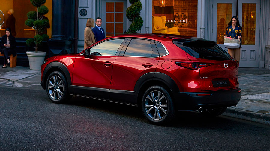 La Mazda CX-30 es una SUV moderna, elegante y cómoda Es una camioneta que luce moderna y tecnológica