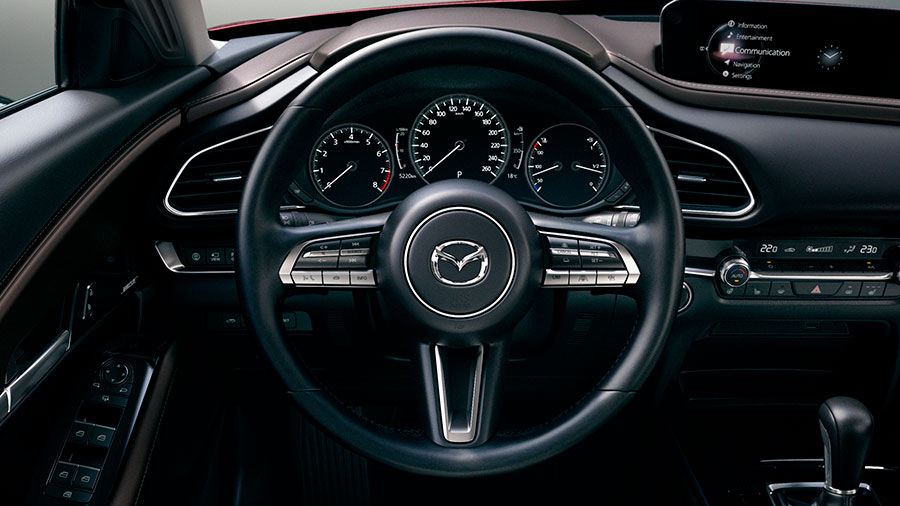 Ambas versiones llevan el mismo motor 4 cilindros de 2.5 litros Incorpora un motor 4 cilindros de 2.5 litros