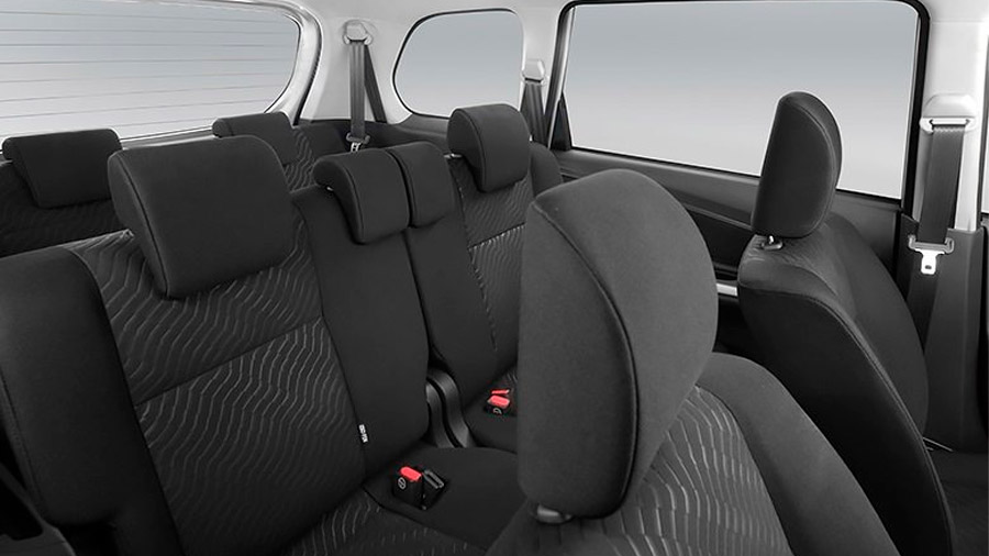 El interior toyota avanza precio mexico puede dar cabida hasta a 7 personas
