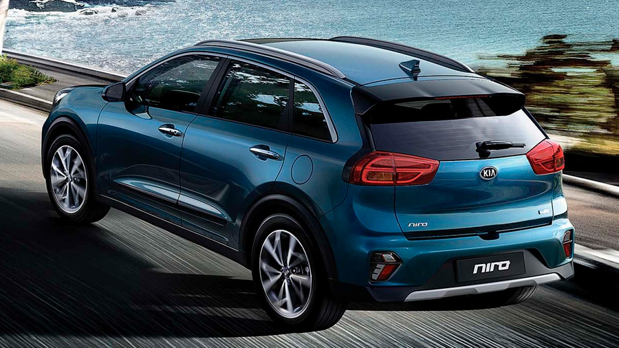 Lleva un sistema híbrido con 146 caballos de fuerza y 195 lb-pie de torque