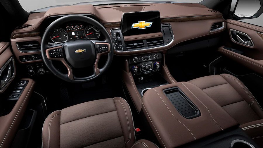 El interior de la Chevrolet Suburban sobresale por sus materiales de alta calidad