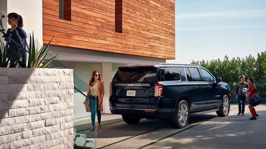 Este modelo contempla un par de motores V8 para sus diferentes versiones