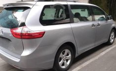 Toyota Sienna 2017 en venta-5