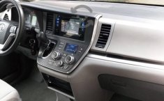Toyota Sienna 2017 en venta-19