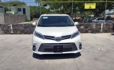 Toyota Sienna LTD 2019 (DEMO)-4