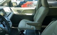 Toyota Sienna 2019 Colima-9