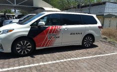 Toyota Sienna 2019 Colima-4