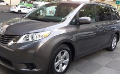 Toyota Sienna impecable en Miguel Hidalgo-13