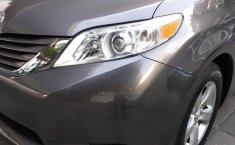 Toyota Sienna impecable en Miguel Hidalgo-19