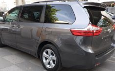 Toyota Sienna impecable en Miguel Hidalgo-6