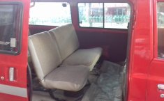 Nissan Ichi van Camioneta Roja 1987 (Placas de carro antiguo)-10