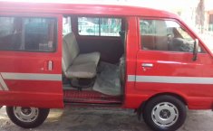 Nissan Ichi van Camioneta Roja 1987 (Placas de carro antiguo)-4