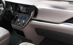 Toyota Sienna 2017 impecable-14