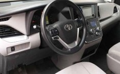 Toyota Sienna 2017 impecable-8