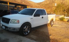 Camioneta For Lobo 2004, blanca-0