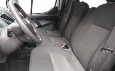 Pongo a la venta un Ford Transit en excelente condicción-9