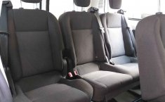 Pongo a la venta un Ford Transit en excelente condicción-7