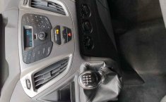 Pongo a la venta un Ford Transit en excelente condicción-14