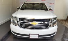 Chevrolet Suburban 5.4 Premier Piel 4x4 AT-16