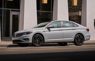 Volkswagen Jetta Highline 2019: Ventajas y Desventajas