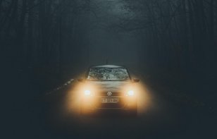 ¿Cómo y cuándo usar correctamente las luces del auto?