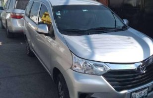 Un Toyota Avanza 2017 impecable te está esperando