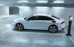 [Auto Show de Frankfurt] Peugeot 508 Hybrid debuta con mayor eficiencia