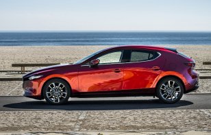 Mazda 3 Hatchback 2020 Reseña - Pura diversión y mucho estilo 