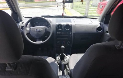 Quiero vender inmediatamente mi auto Ford EcoSport 2006 muy bien cuidado