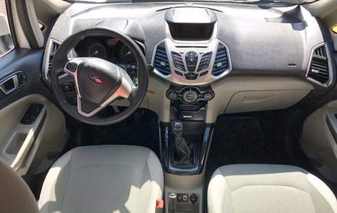 Pongo a la venta cuanto antes posible un Ford EcoSport que tiene todos los documentos necesarios