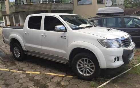 Toyota Hilux 2015 