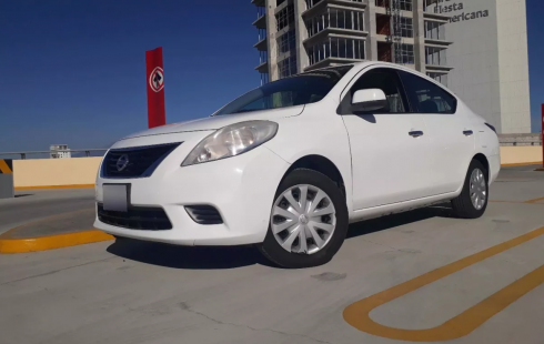 Nissan Versa 2013 Blanco en Puebla