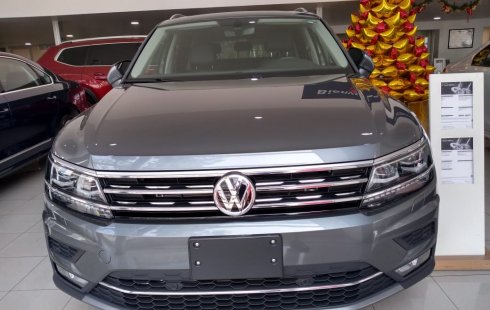 Volkswagen Tiguan 2018 Gris *Seguro gratis por 1 año