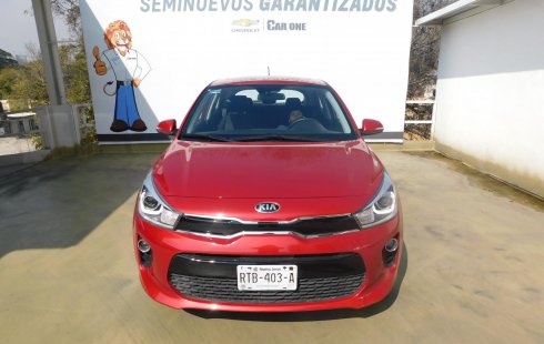Kia Rio 2018 hatchback como nuevo