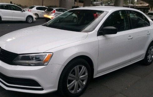 Pongo a la venta cuanto antes posible un Volkswagen Jetta en excelente condicción a un precio increíblemente barato