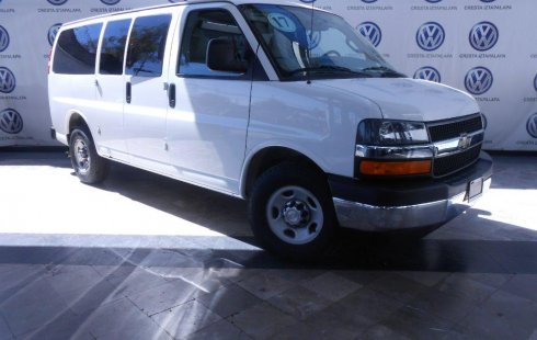 Quiero vender un Chevrolet Express en buena condicción