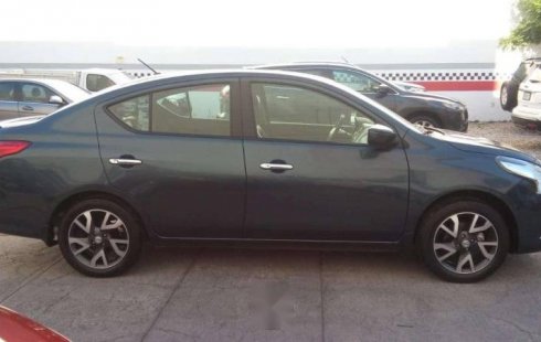 Tengo que vender mi querido Nissan Versa 2016 en muy buena condición