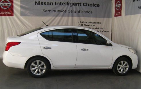 Pongo a la venta cuanto antes posible un Nissan Versa en excelente condicción