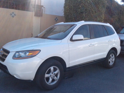 Pongo a la venta un Hyundai Santa Fe en excelente condicción