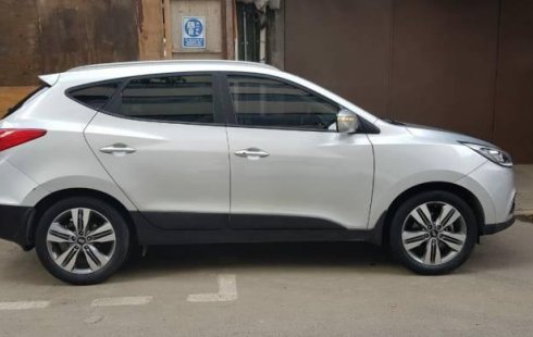 Pongo a la venta cuanto antes posible un Hyundai Tucson en excelente condicción a un precio increíblemente barato