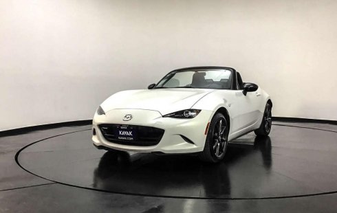 Vendo un Mazda MX-5 por cuestiones económicas